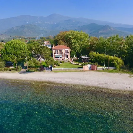 Ar בית נופש Platanidia